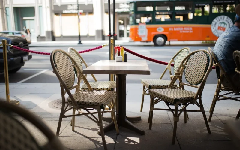kawiarnia, stoły i krzesła, bistro, stoły, krzesła, restauracja, miasto, miejski, późne śniadanie, kawiarnia, kawiarnia, restauracja, restauracja, restauracja, restauracja, restauracja