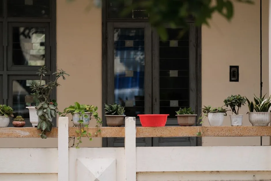 7 Genialnych Pomysłów na Balkon Przechowywanie - Oszczędź Miejsce!
