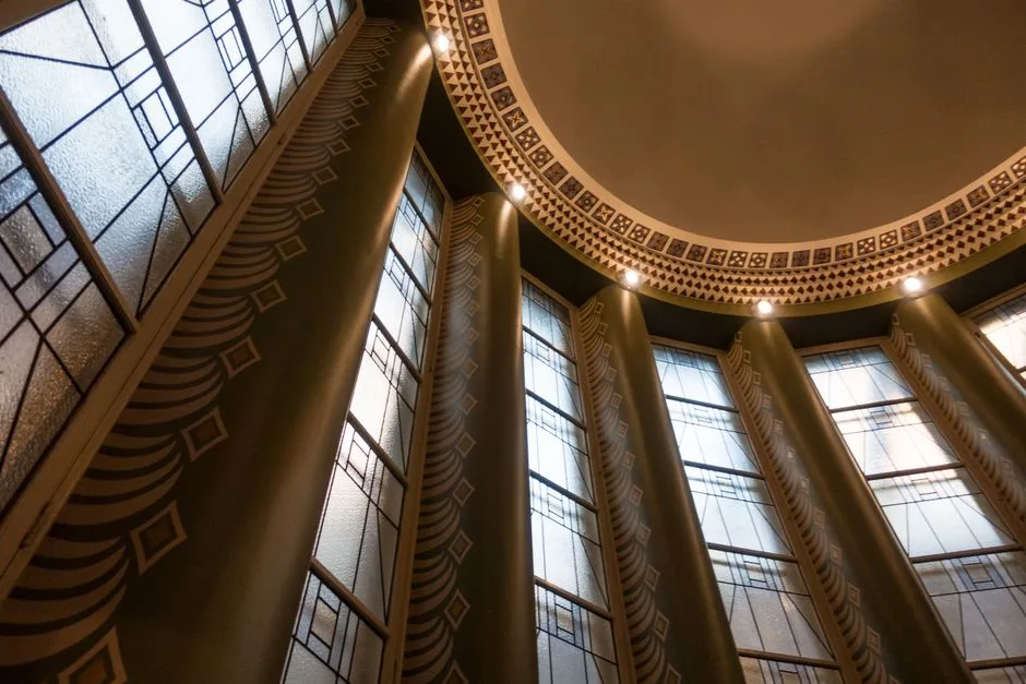 10 zasad art deco dla początkujących - luksus i geometria