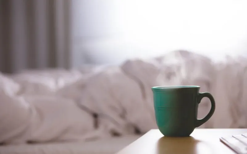 Slow Life w Domu: 10 Codziennych Rytuałów, Które Odmienią Twój Dzień