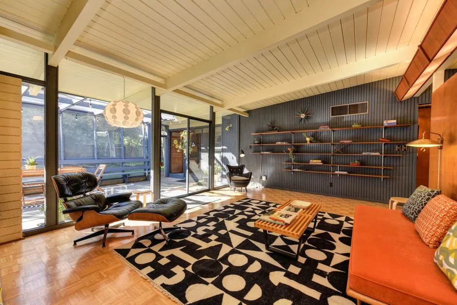 Mid-century modern w domu - design lat 50. i 60. bez tajemnic