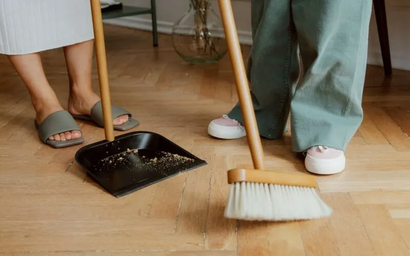7 domowych sposobów na odświeżenie fug między płytkami bez chemii