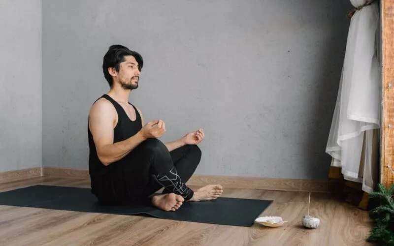 Jak urządzić dom w stylu zen? 10 zasad harmonii i minimalizmu