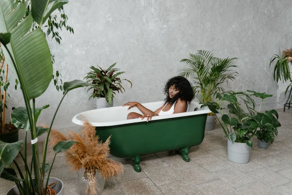 Łazienka w stylu boho: 10 pomysłów na relaksującą oazę spokoju