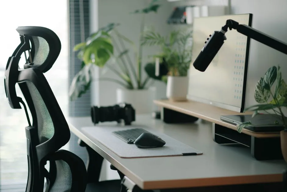 Ergonomiczne krzesło do biurka w domu - poradnik wyboru 2026